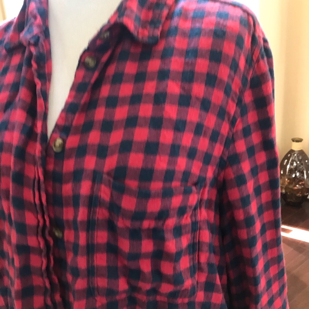 H&M “Amazingly soft” gingham button down